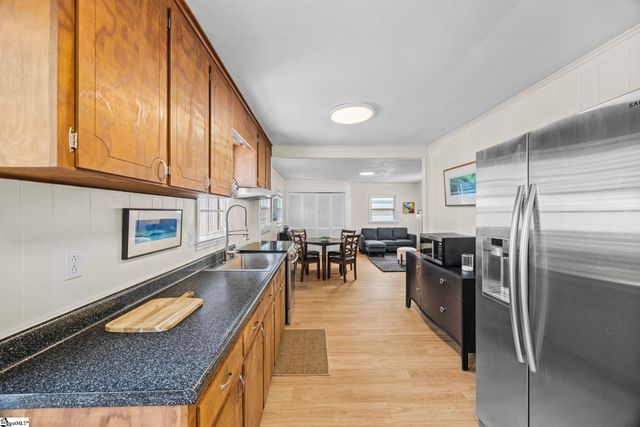 2 Druid Street, Greenville, SC 29609