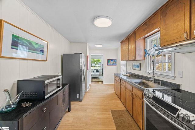 2 Druid Street, Greenville, SC 29609
