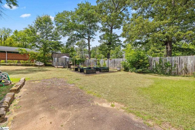 2 Druid Street, Greenville, SC 29609