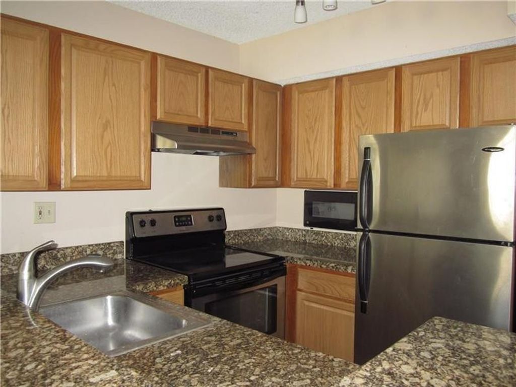 751 Lyons Road 18102, Coconut Creek, FL 33063