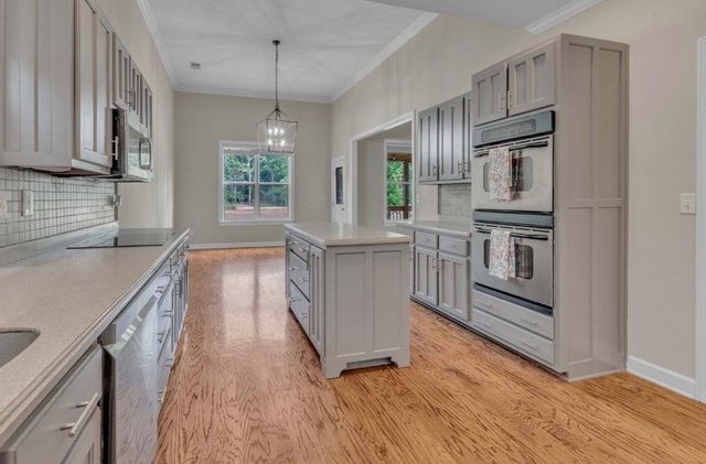 9441 LAKE BRIDGE DR, Lakeland, TN 38002