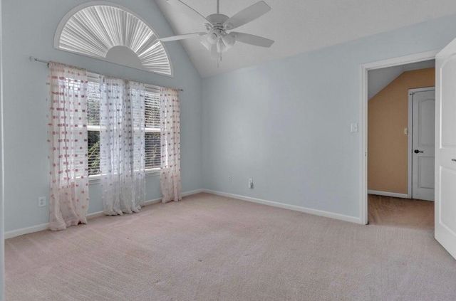 9441 LAKE BRIDGE DR, Lakeland, TN 38002