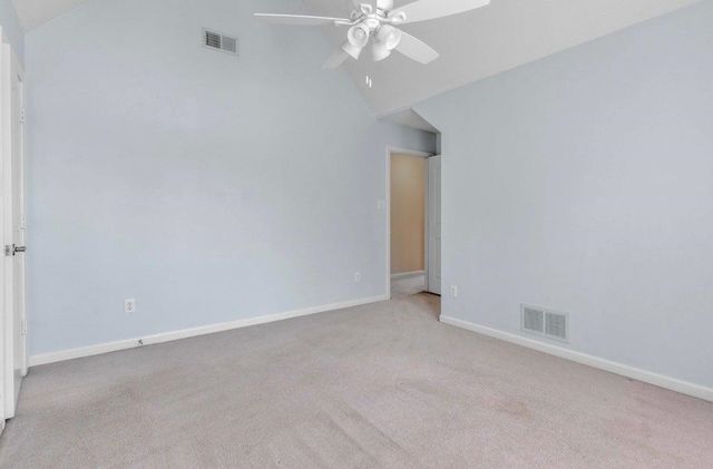 9441 LAKE BRIDGE DR, Lakeland, TN 38002