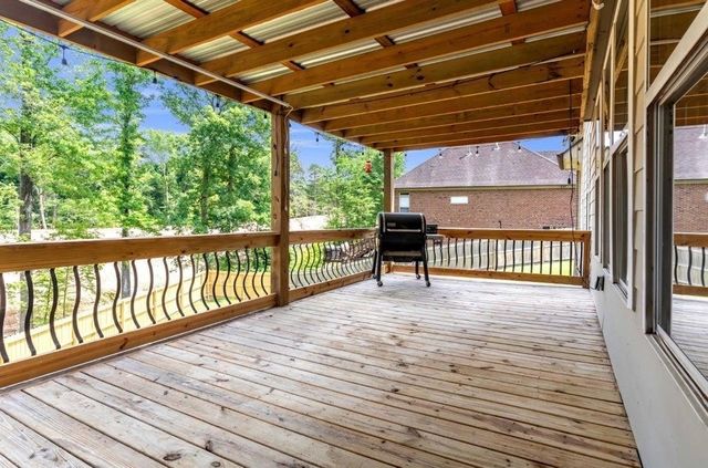 9441 LAKE BRIDGE DR, Lakeland, TN 38002