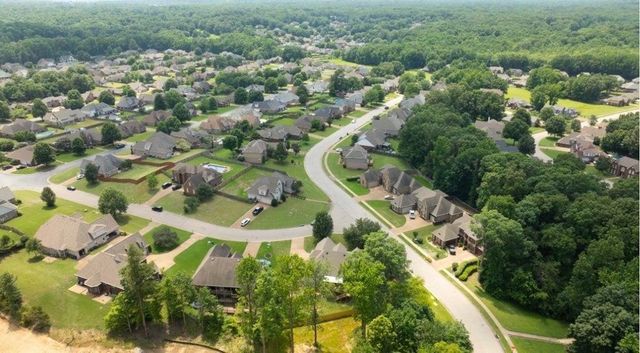 9441 LAKE BRIDGE DR, Lakeland, TN 38002
