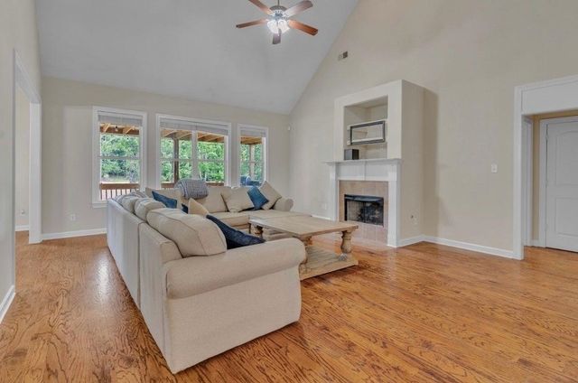 9441 LAKE BRIDGE DR, Lakeland, TN 38002