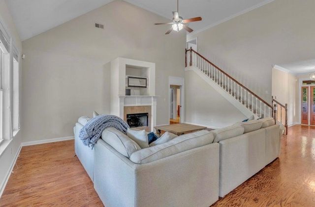 9441 LAKE BRIDGE DR, Lakeland, TN 38002