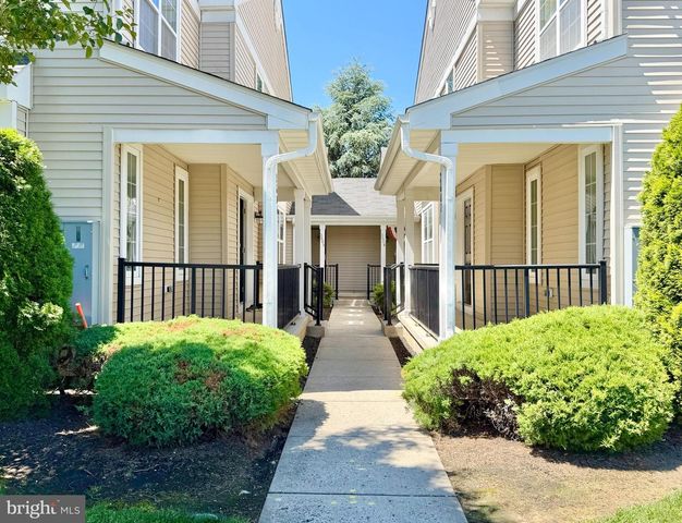 2601 LEXINGTON MEWS, Swedesboro, NJ 08085