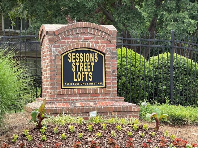 445 N Sessions Street NW 1101, Marietta, GA 30060
