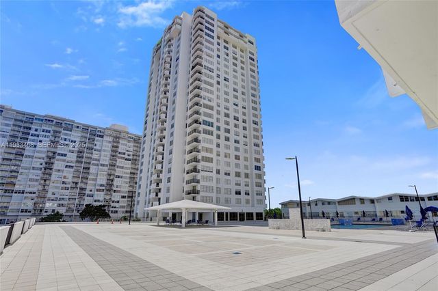 2750 NE 183rd St 2412, Aventura, FL 33160