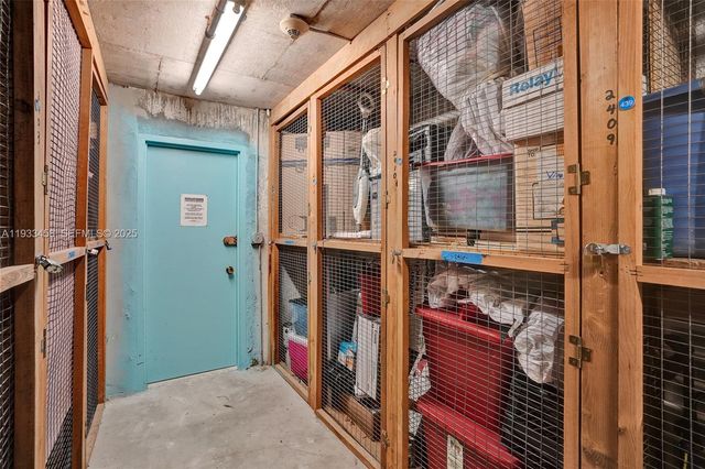 2750 NE 183rd St 2412, Aventura, FL 33160