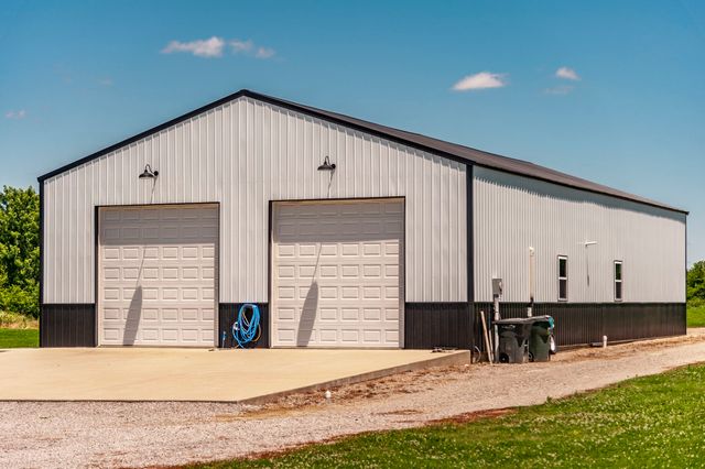 1322 Barry Ln, Gallatin, TN 37066
