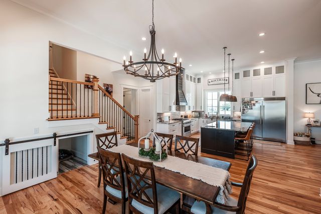 1322 Barry Ln, Gallatin, TN 37066