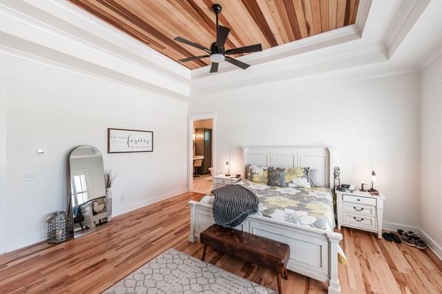 1322 Barry Ln, Gallatin, TN 37066