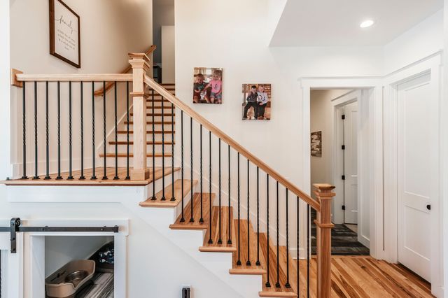 1322 Barry Ln, Gallatin, TN 37066