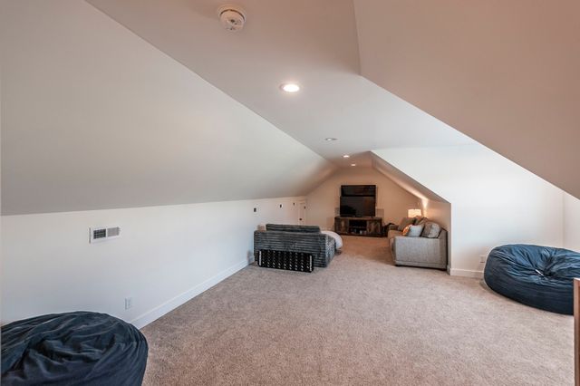 1322 Barry Ln, Gallatin, TN 37066