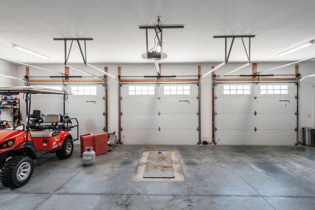 1322 Barry Ln, Gallatin, TN 37066