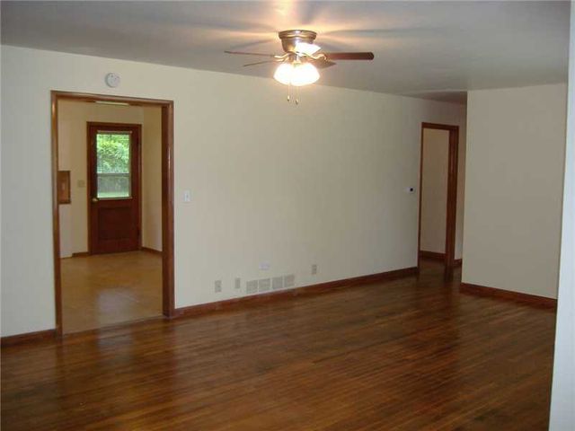 1212 W Pine Street, Rogers, AR 72756