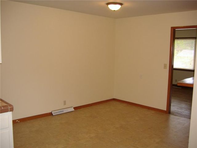 1212 W Pine Street, Rogers, AR 72756