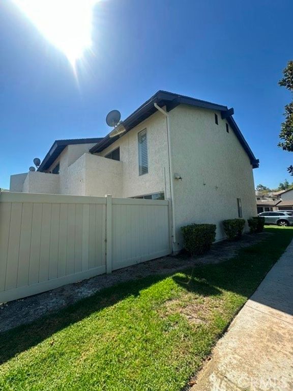 1240 Mohave, Colton, CA 92324
