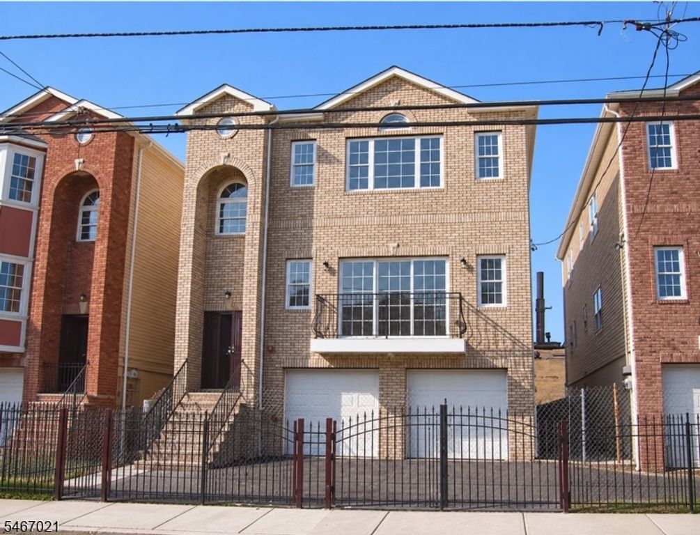 737 S 12Th St, Newark City, NJ 07103 — exterior