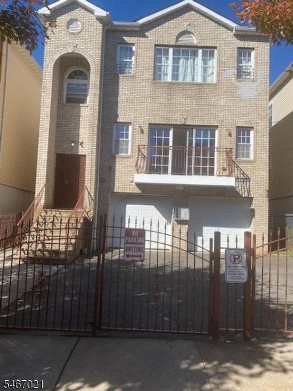 737 S 12Th St, Newark City, NJ 07103 — photo 2