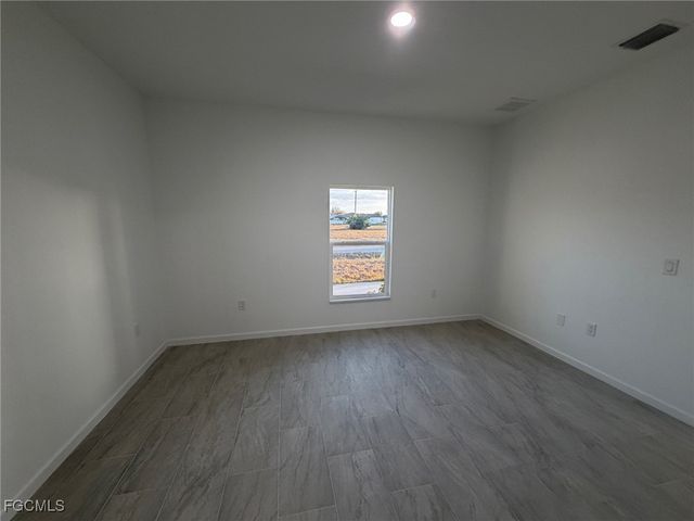 1409 NE 23rd ST, Cape Coral, FL 33909