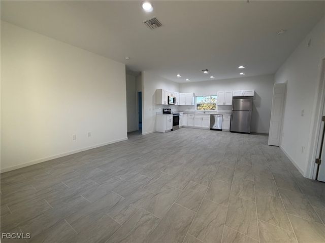 1409 NE 23rd ST, Cape Coral, FL 33909