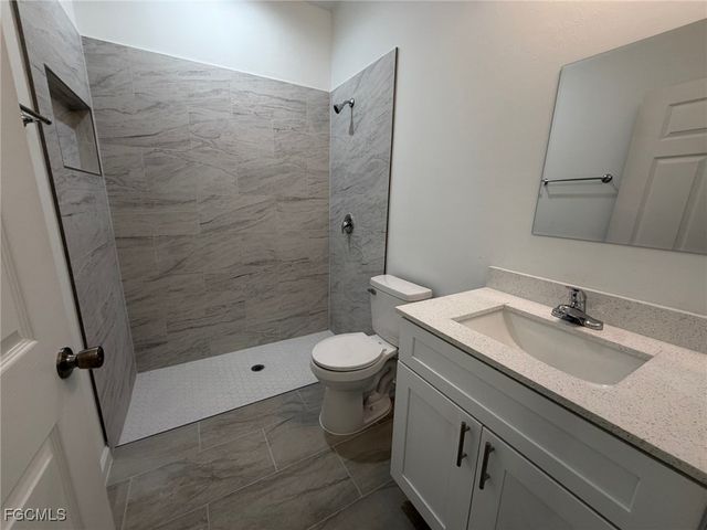 1409 NE 23rd ST, Cape Coral, FL 33909