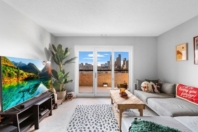 20 2nd Street NE P1606, Minneapolis, MN 55413