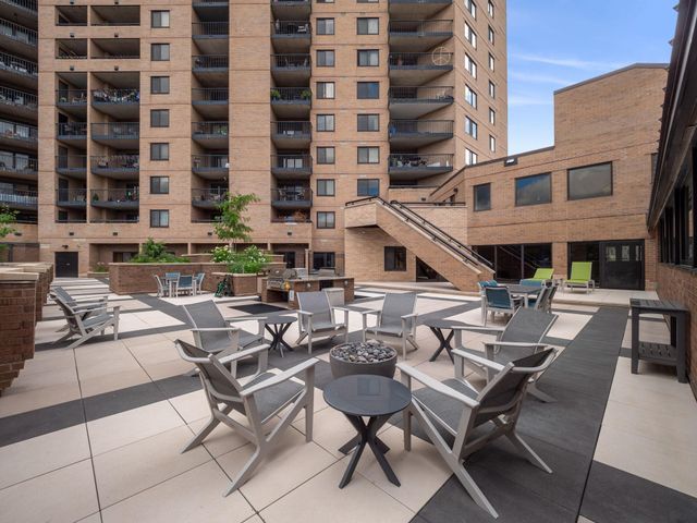 20 2nd Street NE P1606, Minneapolis, MN 55413