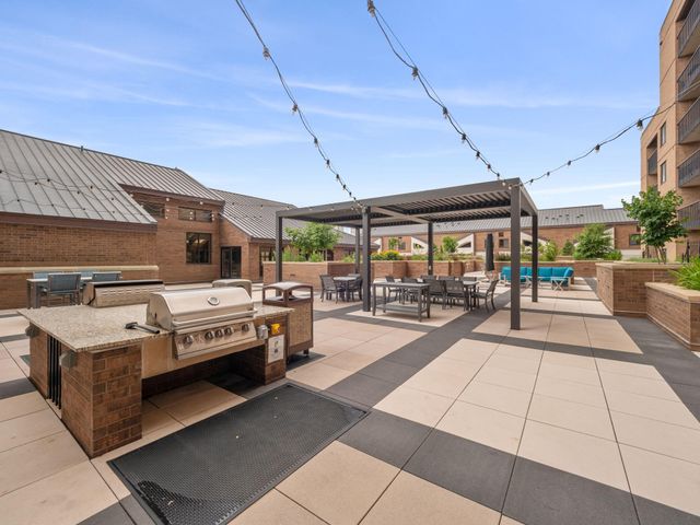 20 2nd Street NE P1606, Minneapolis, MN 55413