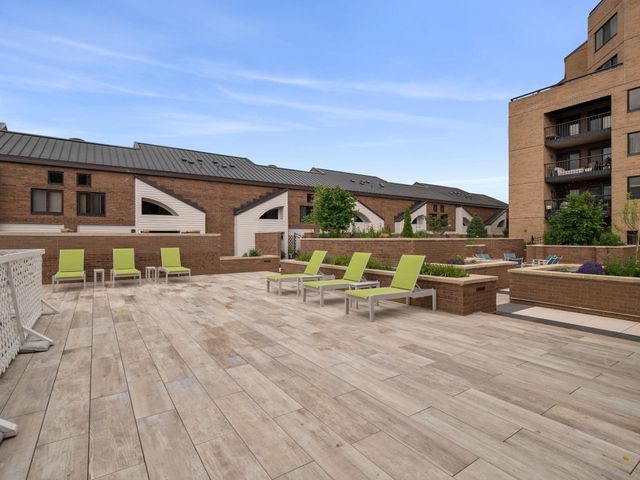 20 2nd Street NE P1606, Minneapolis, MN 55413