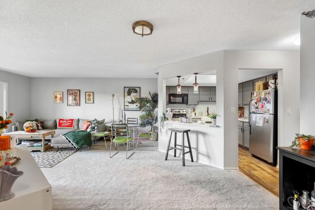 20 2nd Street NE P1606, Minneapolis, MN 55413