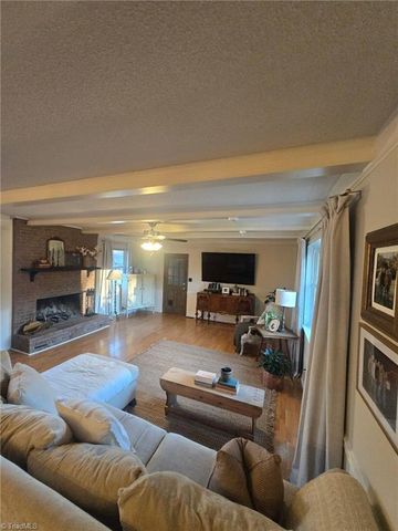 322 Quail Lane, Thomasville, NC 27360