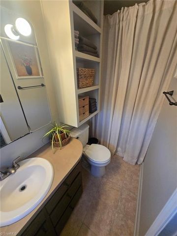 322 Quail Lane, Thomasville, NC 27360