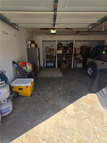 322 Quail Lane, Thomasville, NC 27360