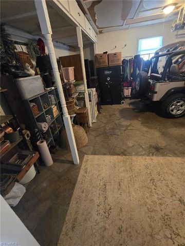 322 Quail Lane, Thomasville, NC 27360