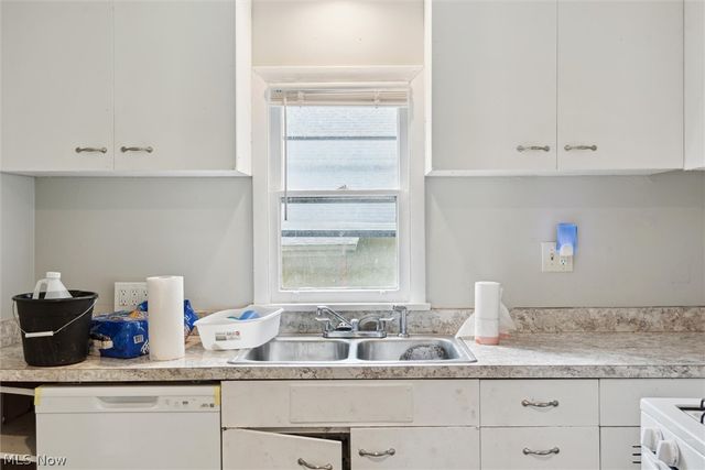 498 Gage Street, Akron, OH 44311