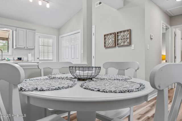 318 W Frances Street, Jacksonville, NC 28546