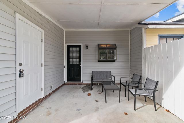 318 W Frances Street, Jacksonville, NC 28546