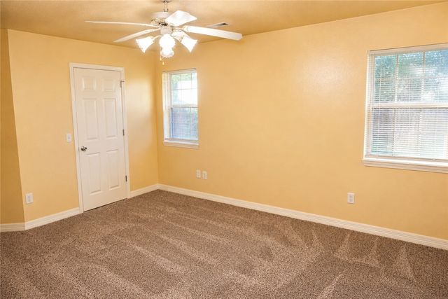 1403 SE 21st Street, Bentonville, AR 72712