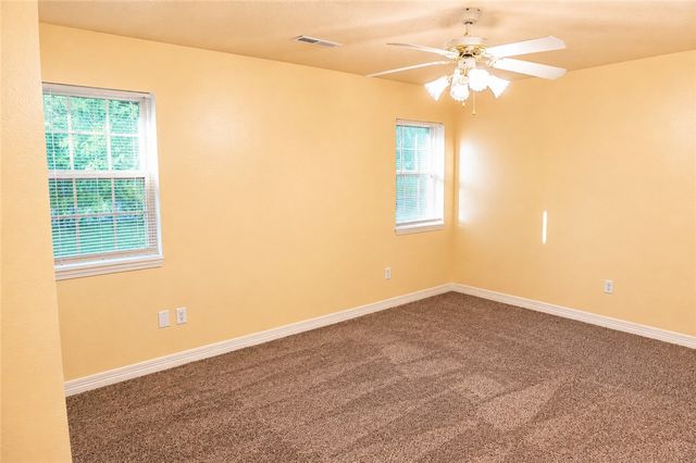 1403 SE 21st Street, Bentonville, AR 72712