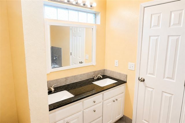 1403 SE 21st Street, Bentonville, AR 72712