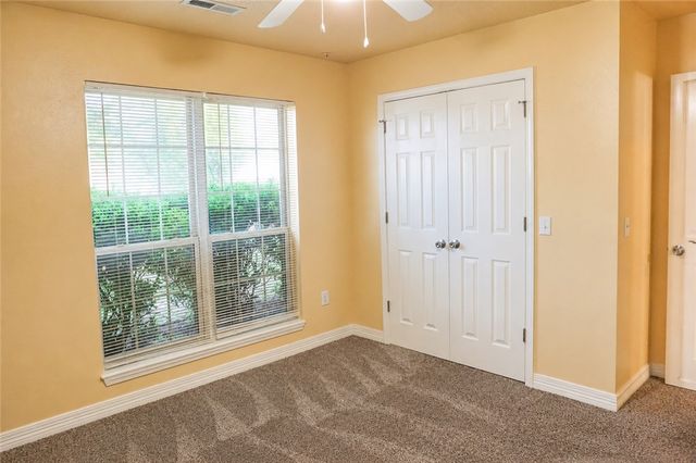 1403 SE 21st Street, Bentonville, AR 72712