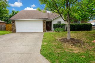 1403 SE 21st Street, Bentonville, AR 72712