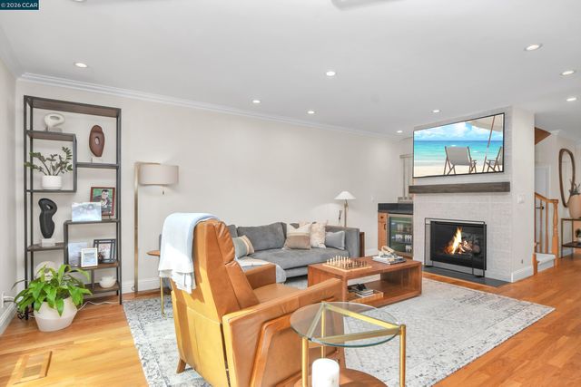 188 Alamo Sq, Alamo, CA 94507