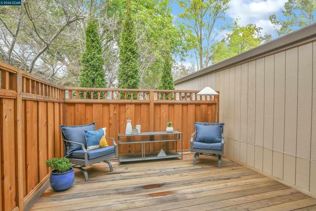 188 Alamo Sq, Alamo, CA 94507