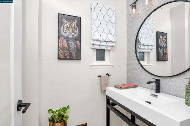 188 Alamo Sq, Alamo, CA 94507