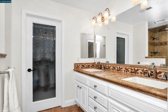 188 Alamo Sq, Alamo, CA 94507